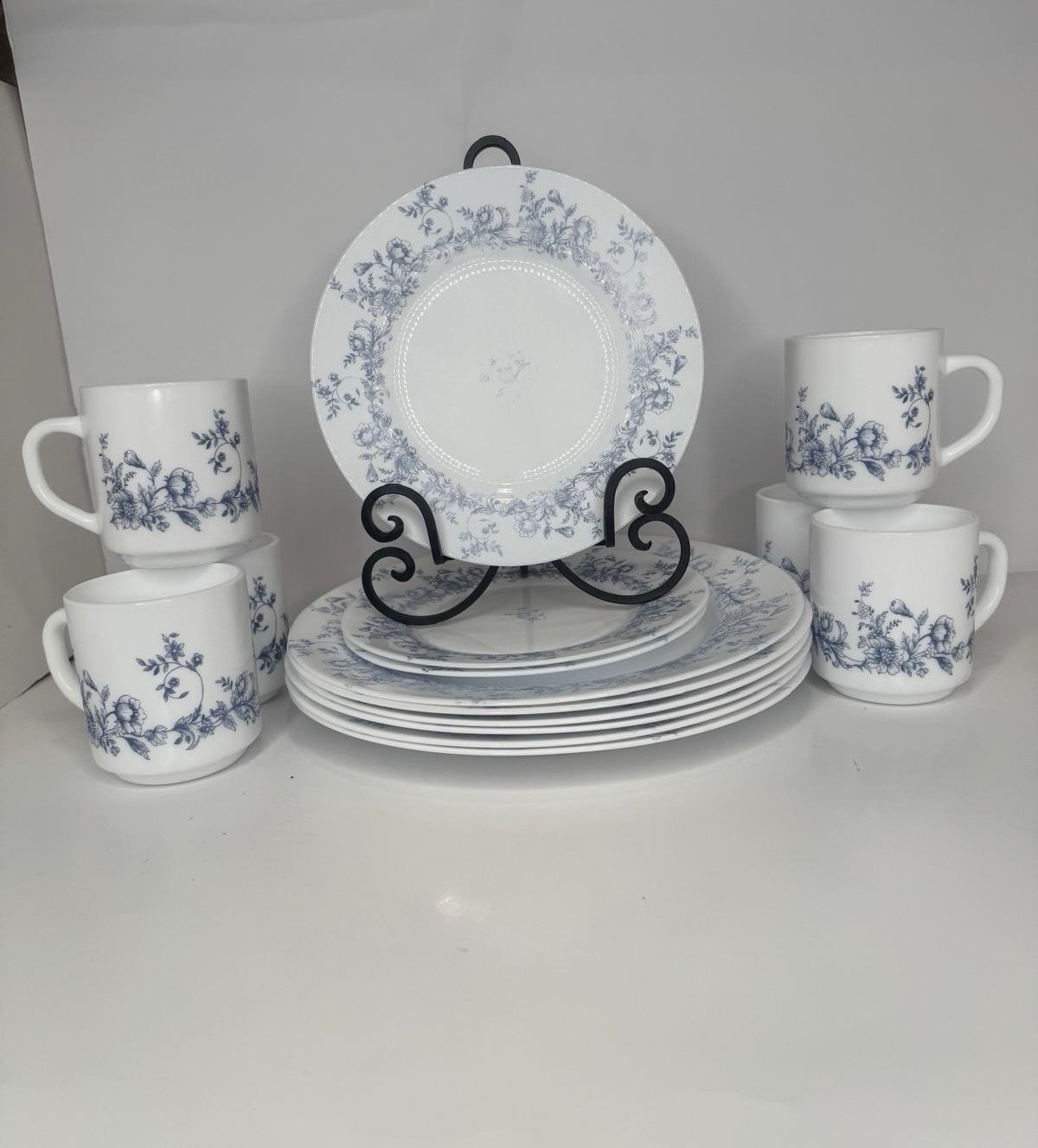 Vintage Arcopal France Glenwood Dinnerware Set –Blue Floral Milk Glass|15 Pieces