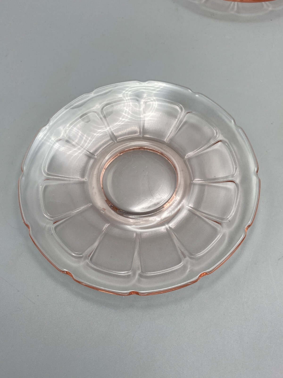 4x VTG Diamond Glass Co. VICTORY Pink Depression Glass Teacup & Saucer Set