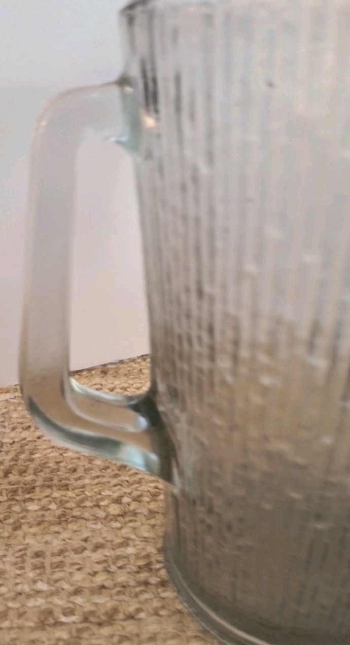 Vintage Tree Bark Design Clear Jeannette Pitcher – ExcellentCondtion! 9″ To Rim