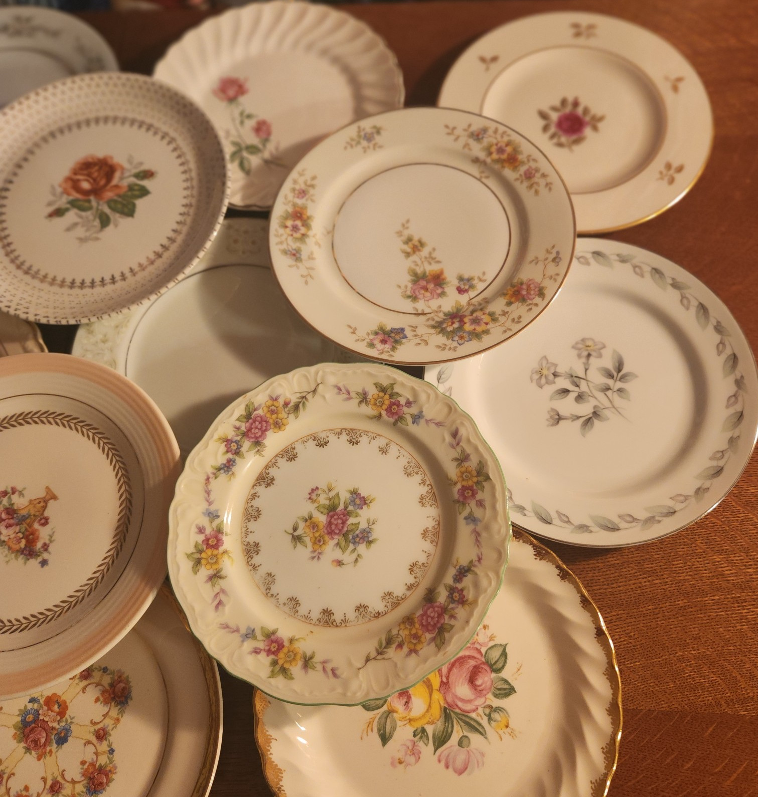 16 Vtg Mismatched China dessert Plates Plate Set Mixed Floral Wedding Shower L