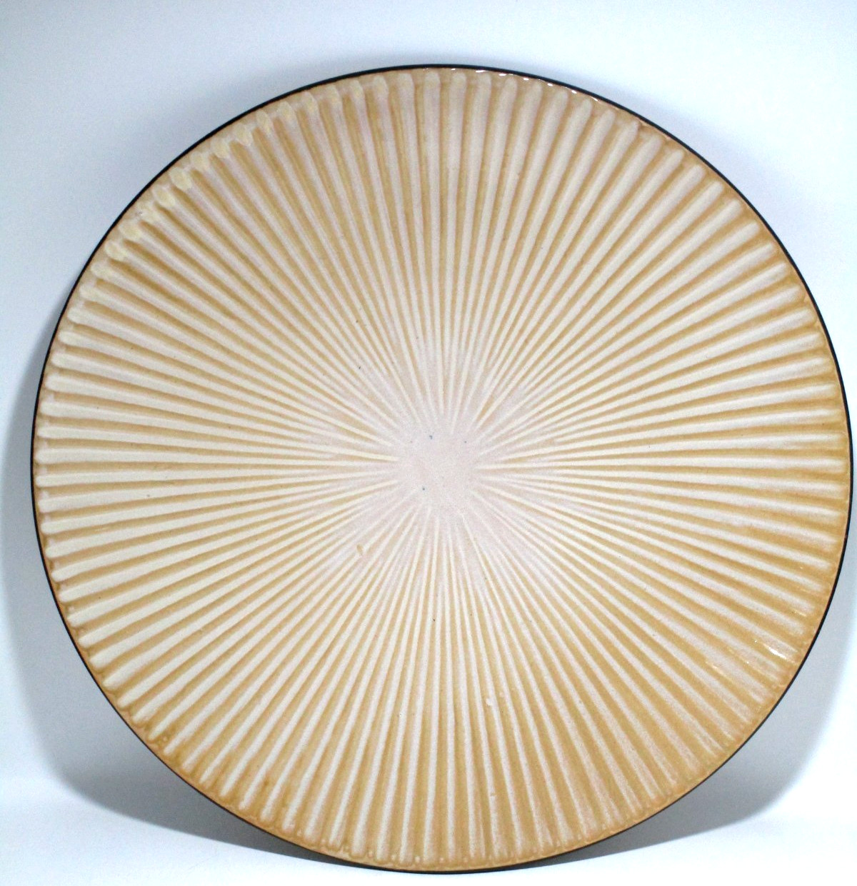 Royal Norfolk Sunburst Pattern Dinner Plate Tan Beige Color 10.75 Inch