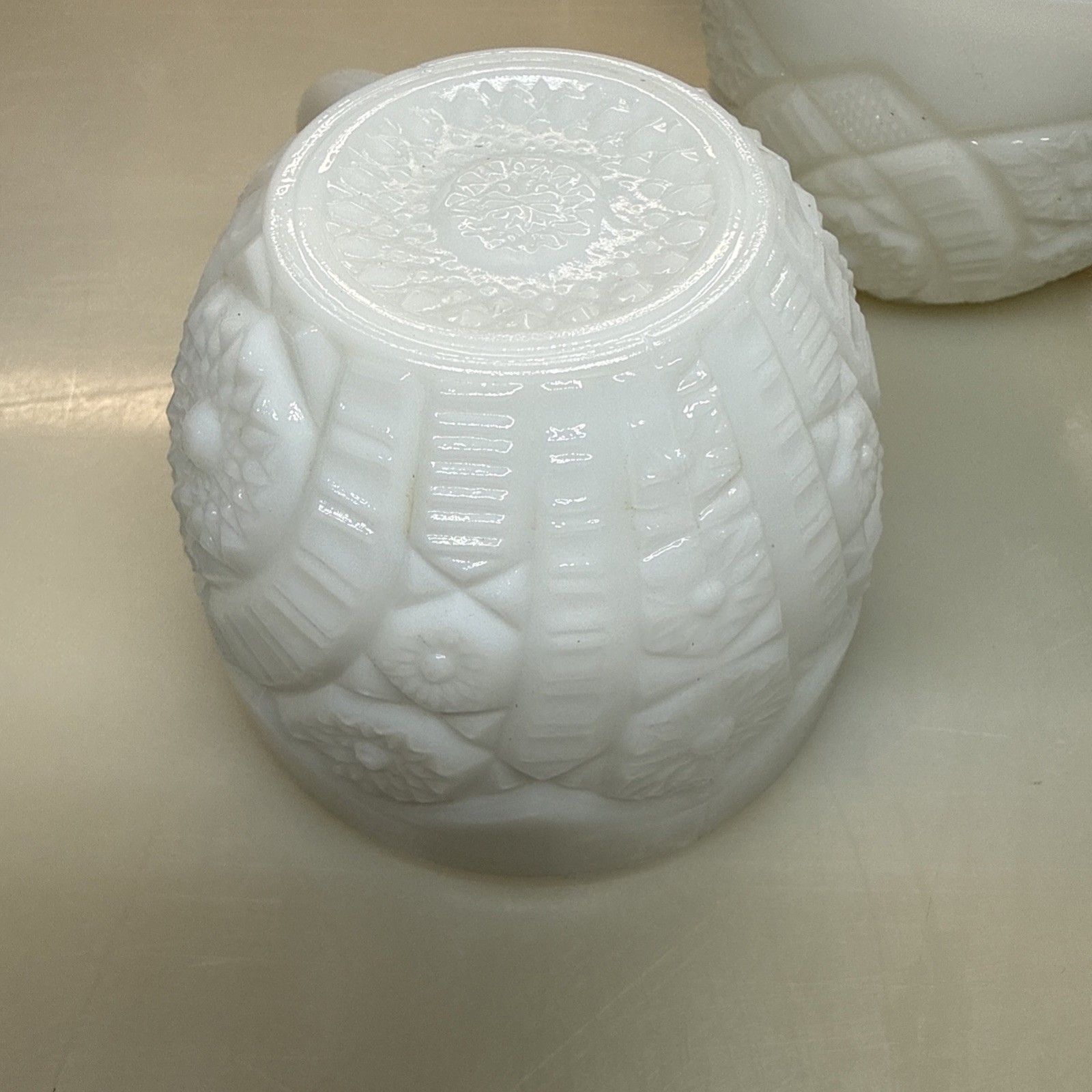 2 Vintage McKee Concord Starburst White Milk Glass Punch Cups 2.5 x 3.25 Inches