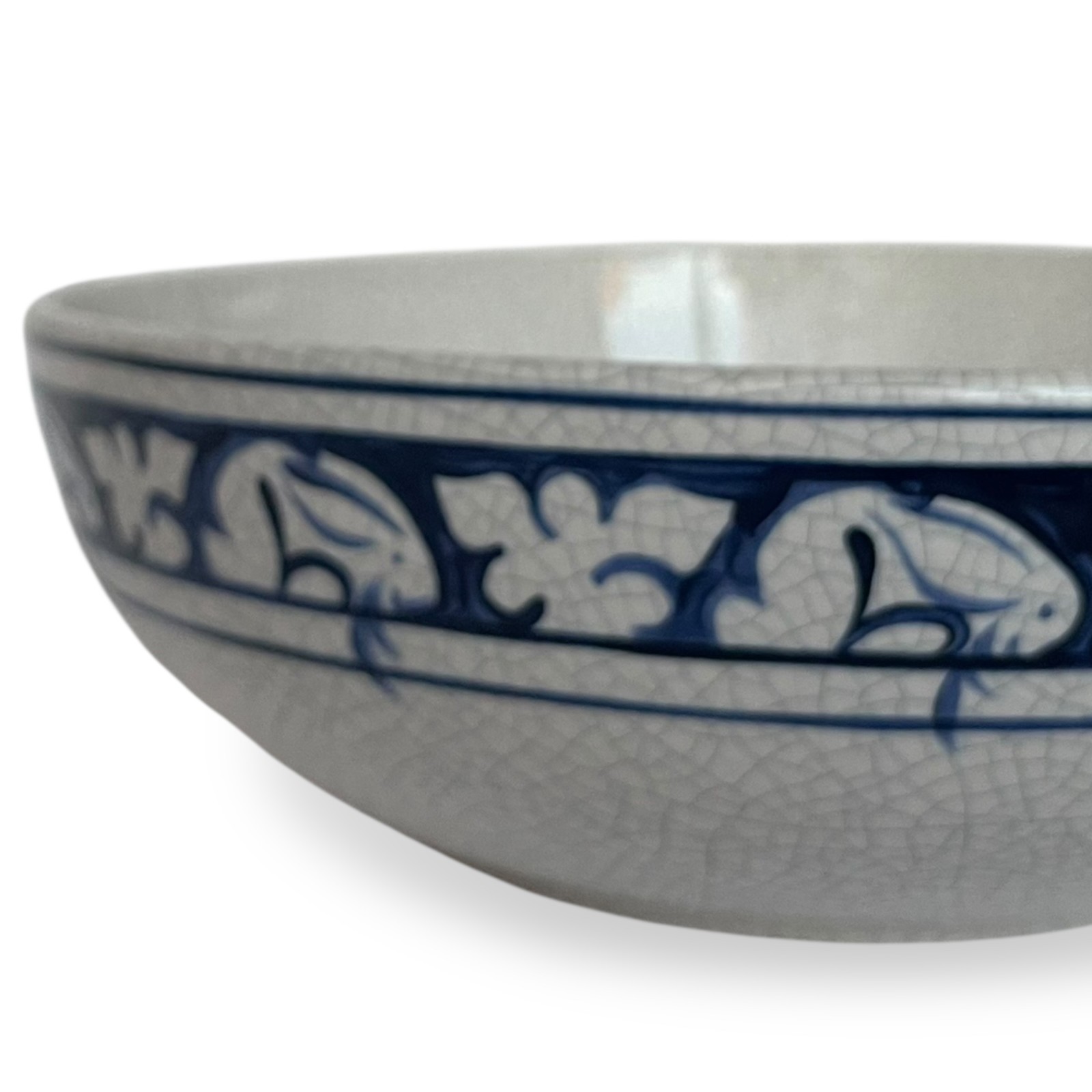 Dedham Rabbit Serving Bowl Potting Shed Concord MA 1988 Blue White Crackle