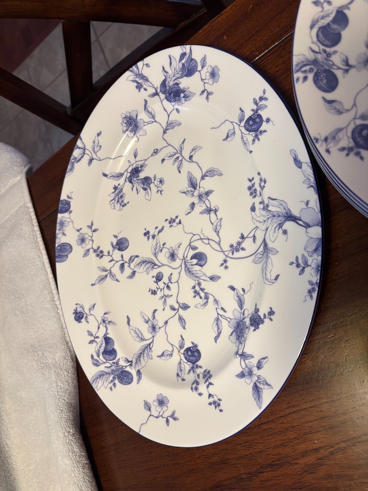 Wedgewood Blue Plum Dinnerware – Made in England