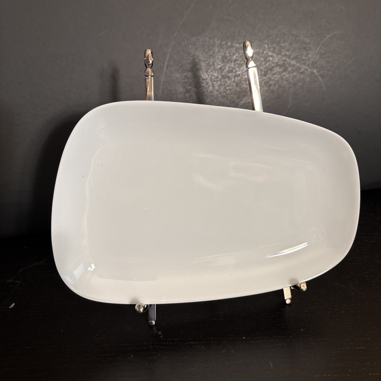 Bernardaud Prime Time White Bread Plate(s) Asymmetrical