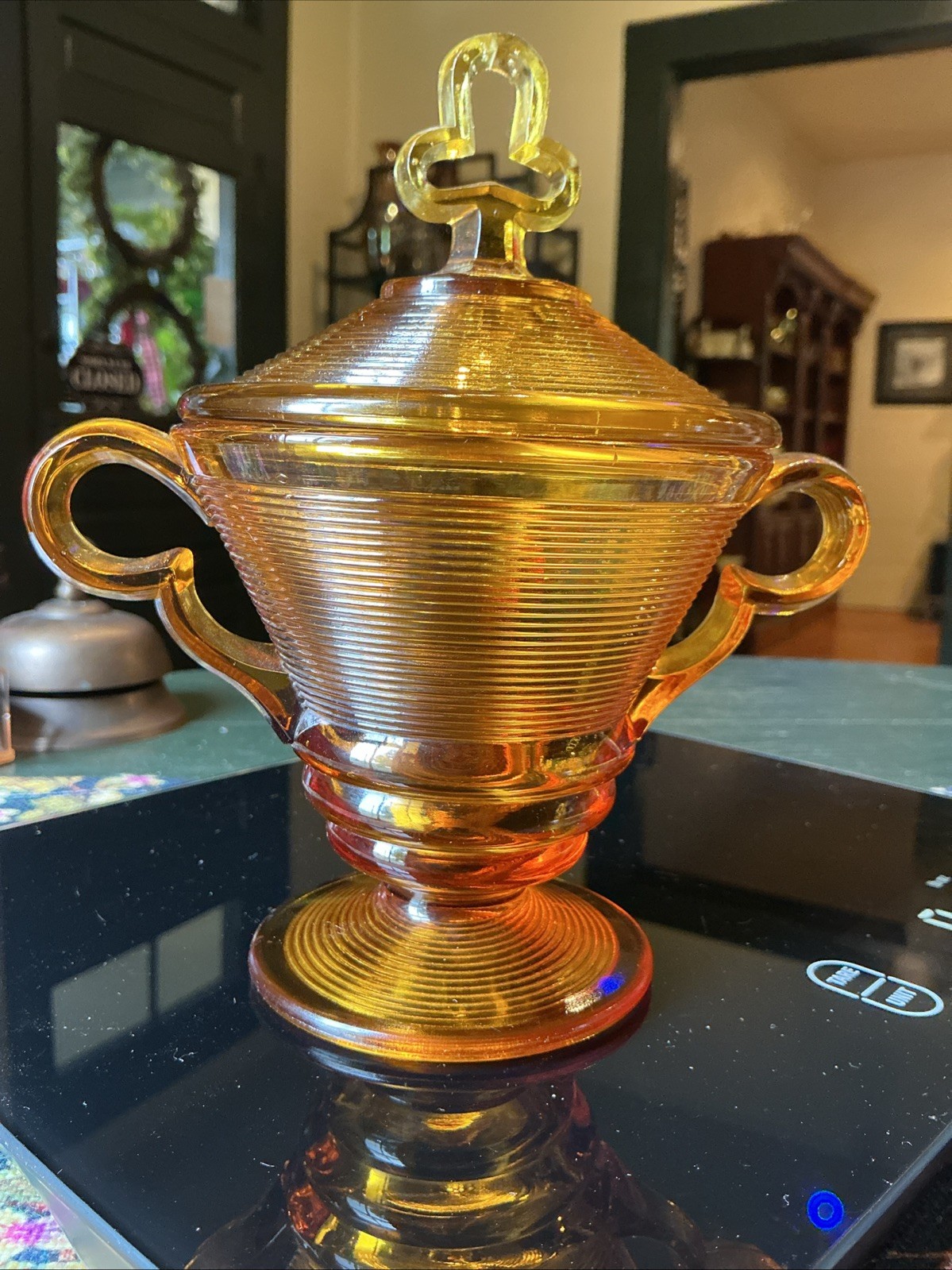 Vintage Indiana Glass Amber Old English Ribbed Candy Dish With Lid (read)