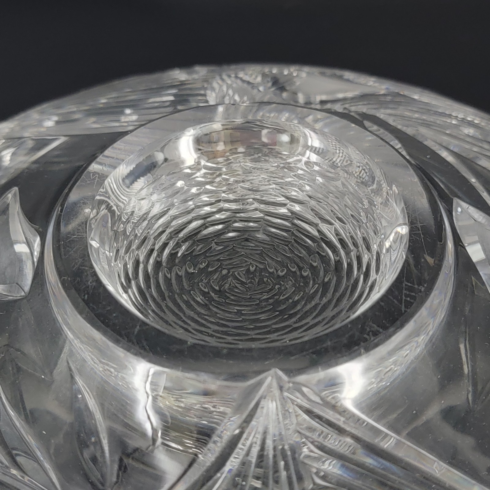 HTF Signed Josef Svarc 13.25″W Intaglio Cut Crystal Console Bowl Wheat Czech