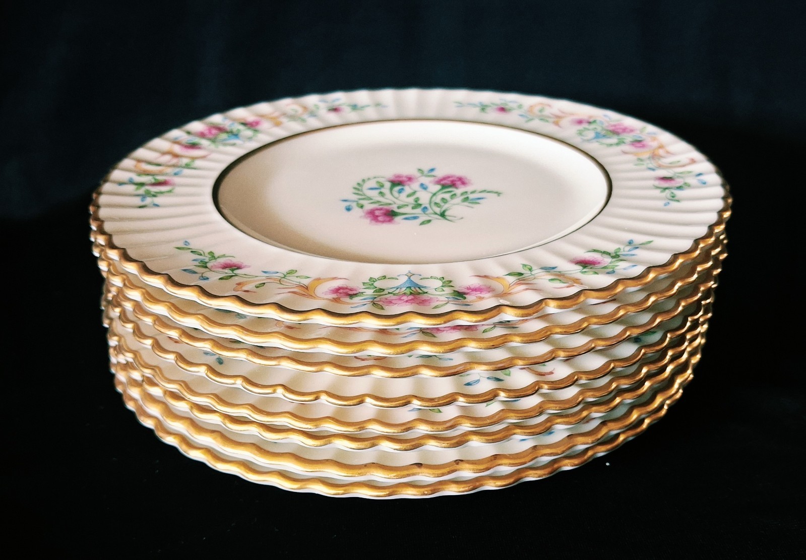 Lenox CINDERELLA Bread Plates 6.25″ Scalloped Gold Edge Floral (Set of 8) V-308