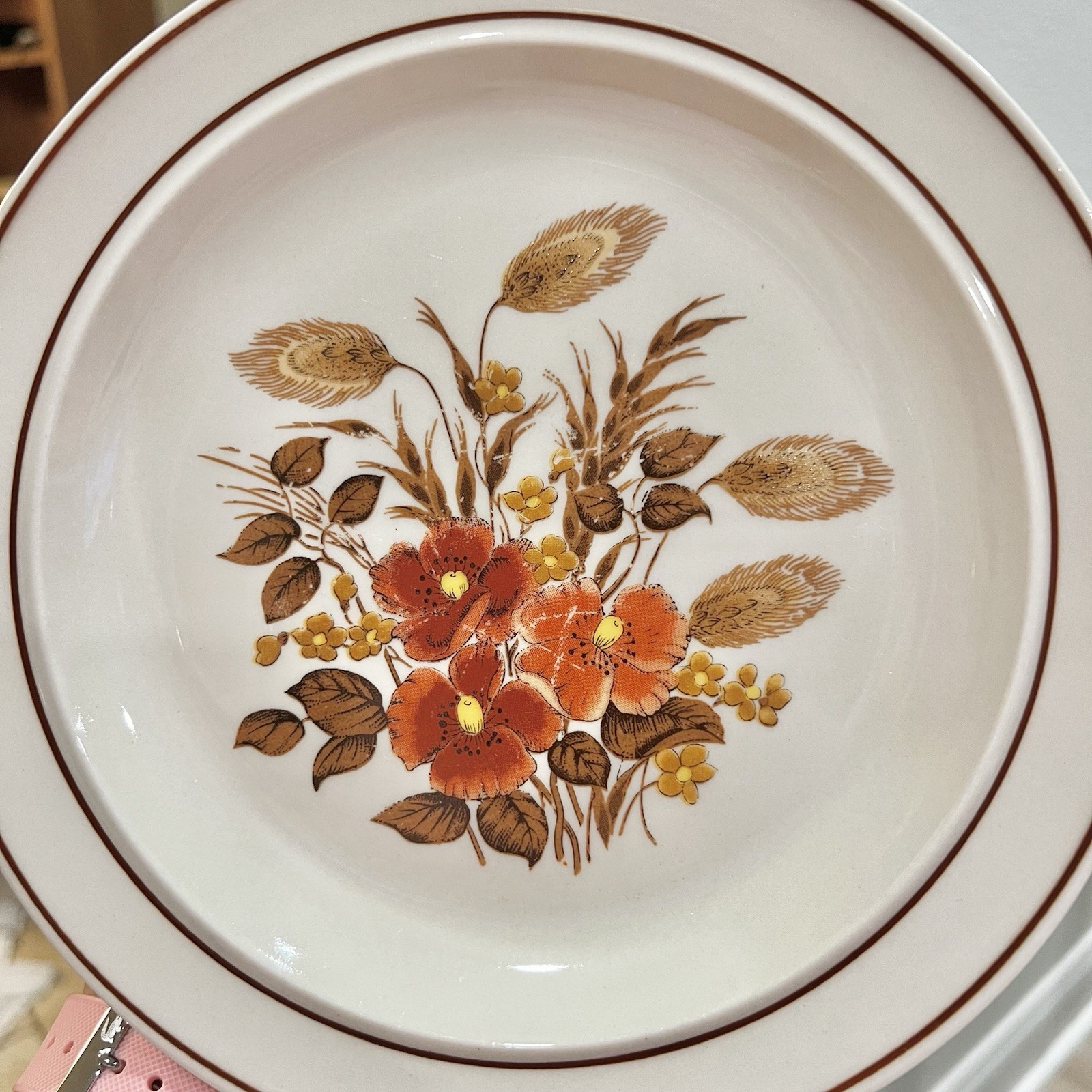 Diamond Design Stoneware Salad Plate 7.75in” Floral Wheat Brown Japan Preowned