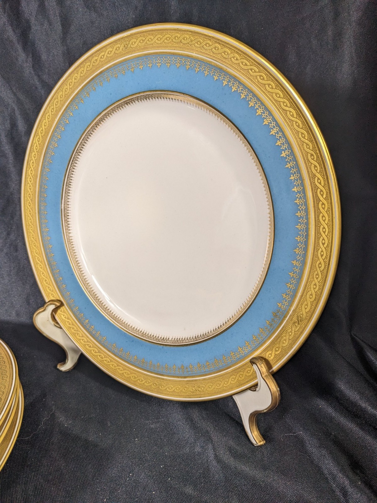 Set Of 4 Bernardaud Limoges Dinner Plates Turquoise Blue Heavy Gold Trim 10″