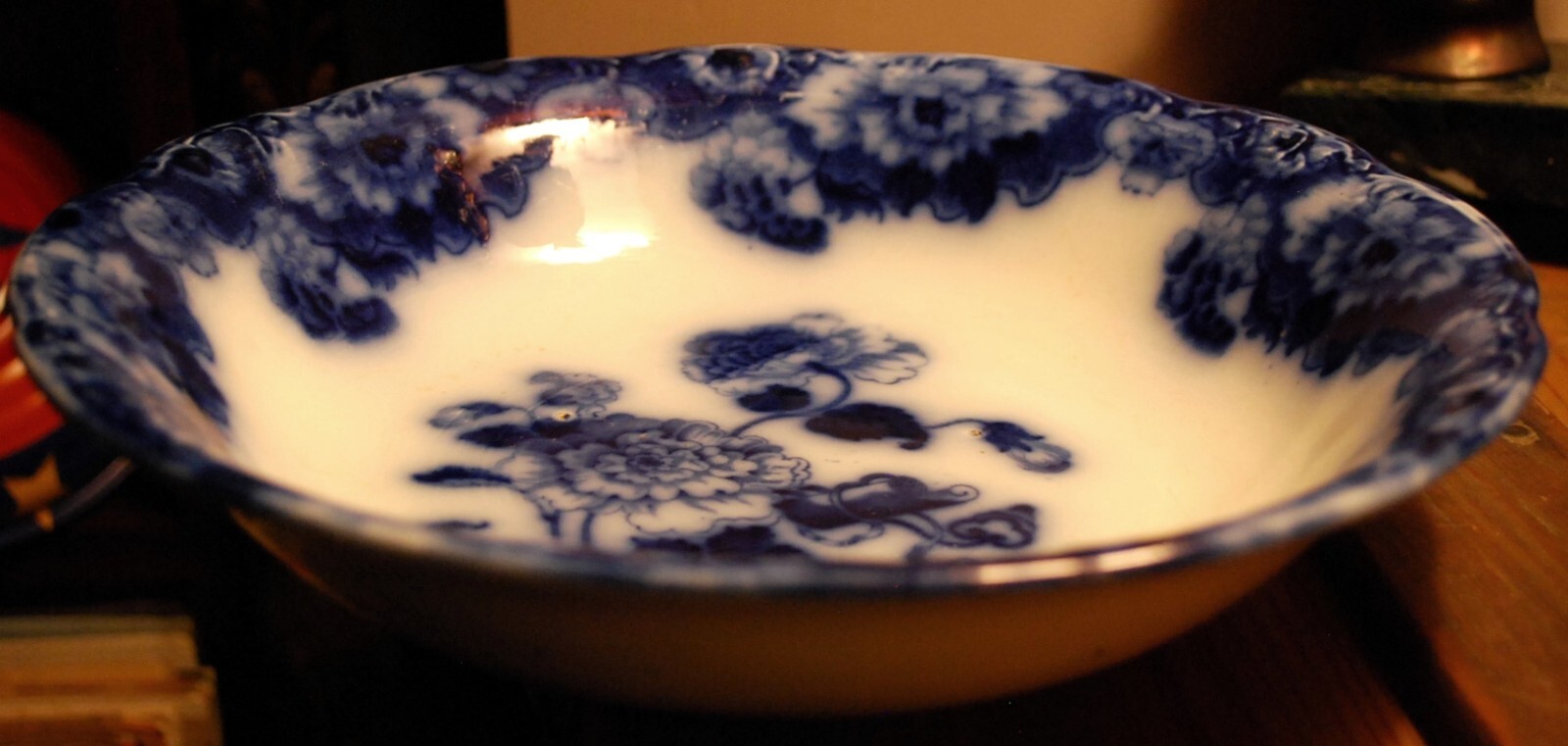 New Wharf Pottery Antique FLOW BLUE England CAMBRIDGE 9” Serving Bowl c. 1877