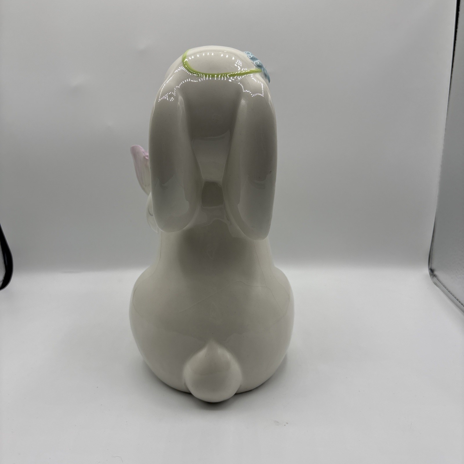 Fine Ceramic Bunny Rabbit Holding Pink Tulip Flowers Candy Candle