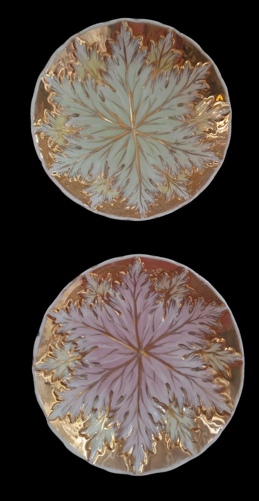 4 Antique Porcelain Shallow Bowls in Relief-Molded Leaf Design With Gold