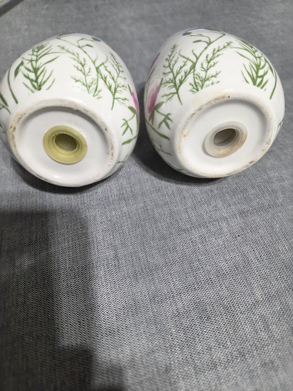 Set Of Floral Wild Flower And Honey Bees Salt And Pepper Shakers Ceramic