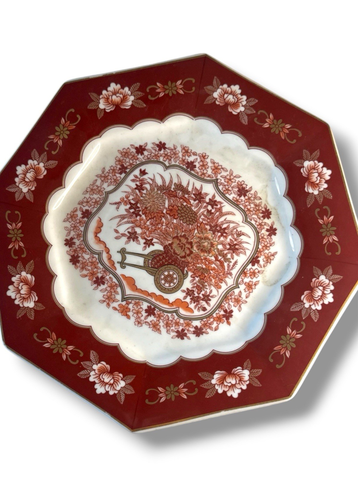 Maroon, Pink & White Carriage Hexagon Collectors Single Plate Made in Japan