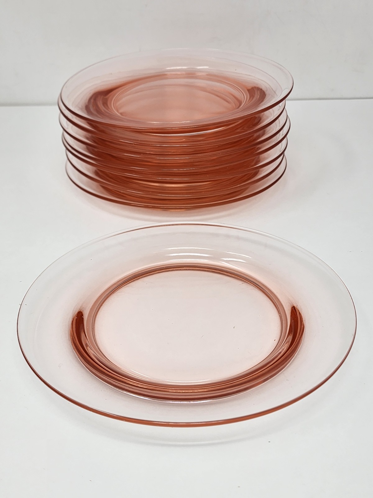 Set Of 8 Pink Depression Glass 7.75″ Round Salad Luncheon Plates
