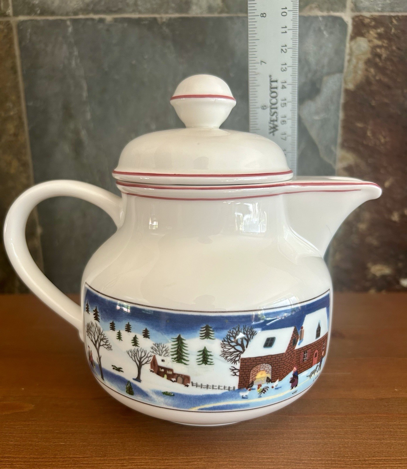 Villeroy & Boch Naif Christmas Teapot Porcelain Lid 3-Cup Folk Art Gerard Laplau