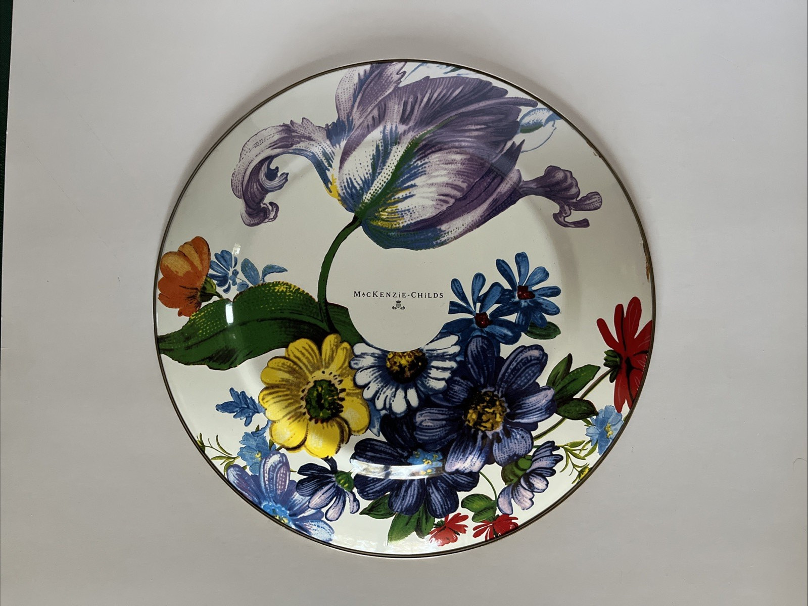 Lot Mackenzie Childs 10.25″ white flower market enamel dinner plates