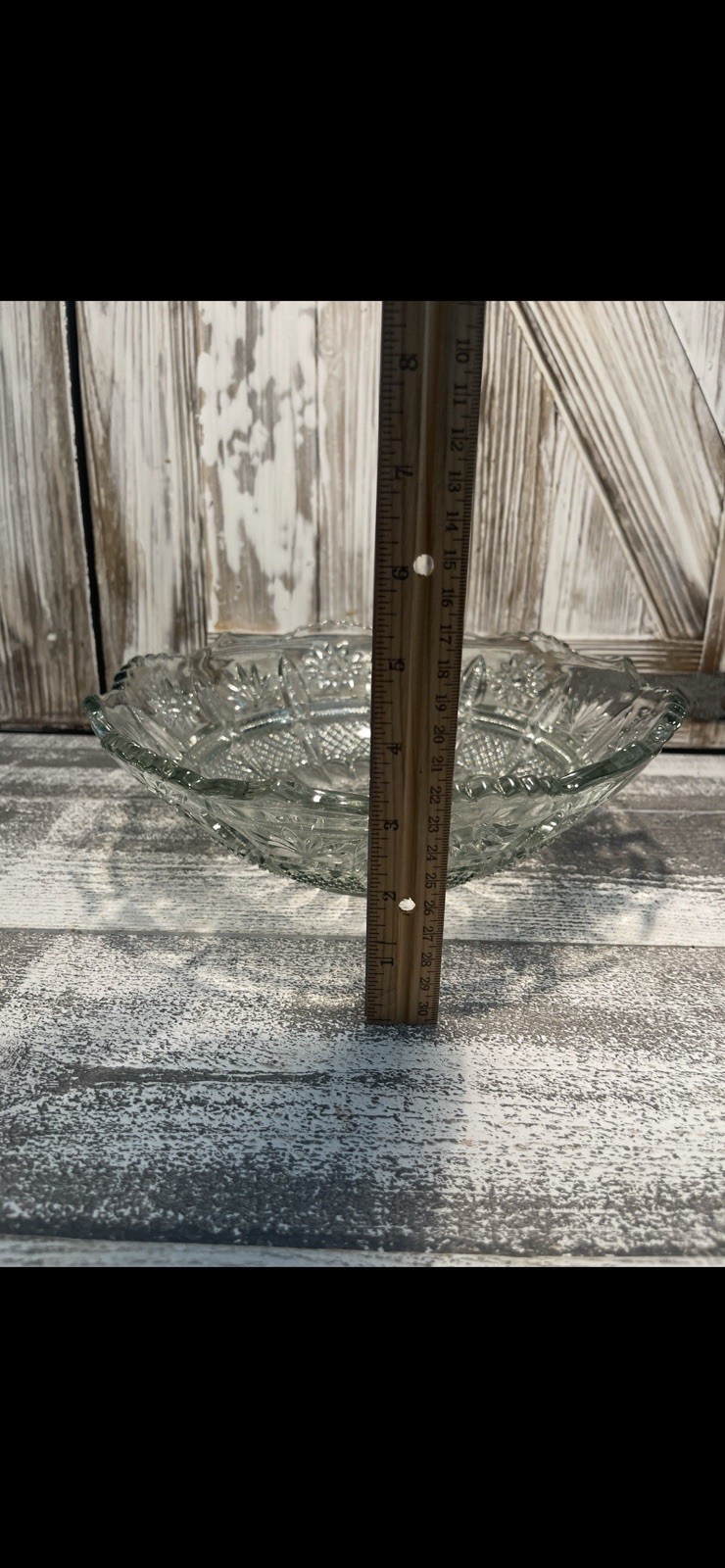 Large Vintage Clear Pressed Glass Starburst Center Piece Bowl 10” Mid -Century