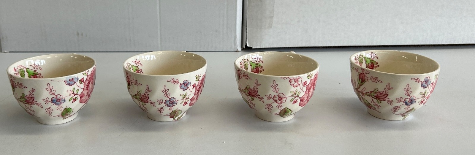 Johnson Bros Rose Chintz 15 Piece Tea & Coffee Set – Made in England