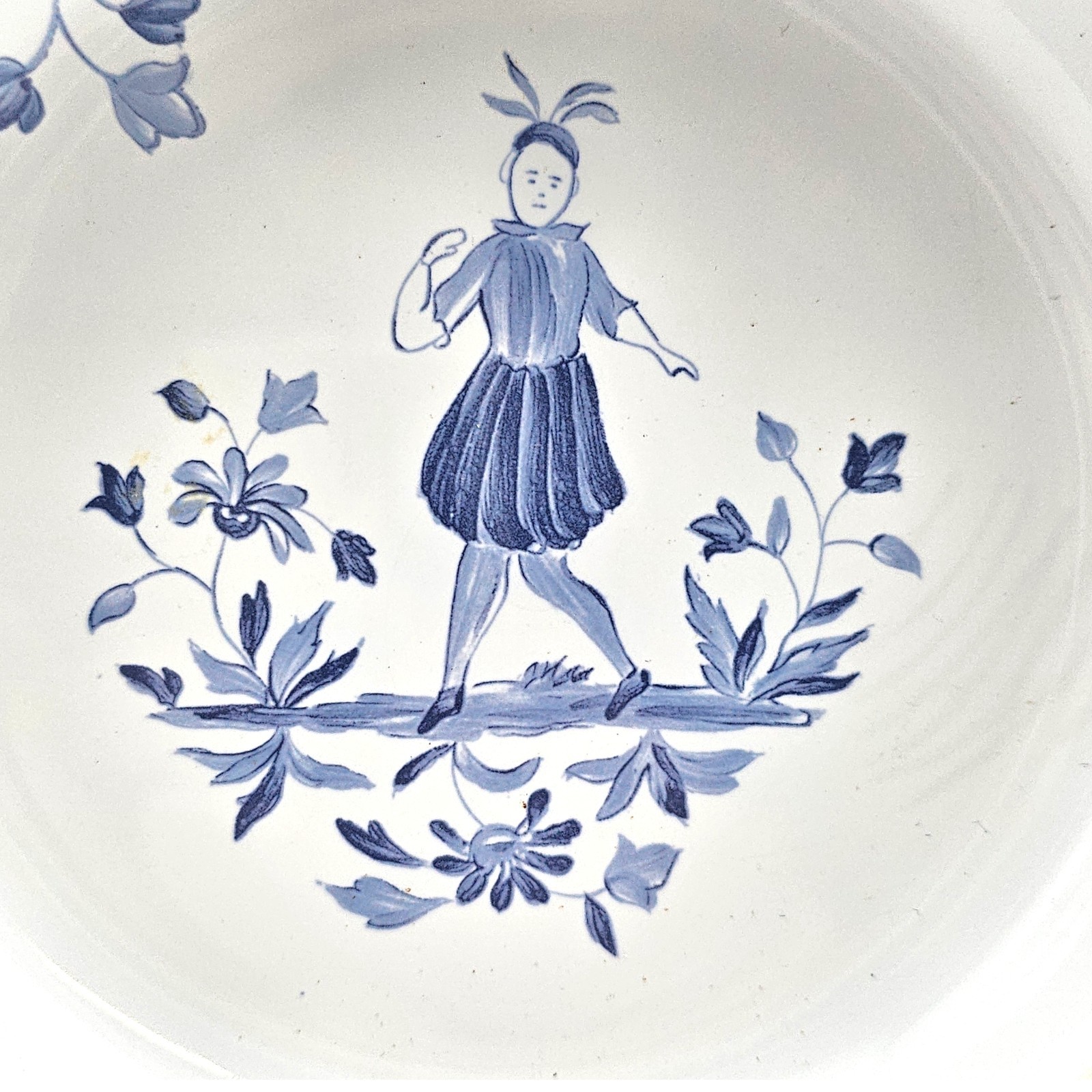 VTG Longchamp France Moustiers Blue Rim Soup Round Bowl Porcelain Floral 9″