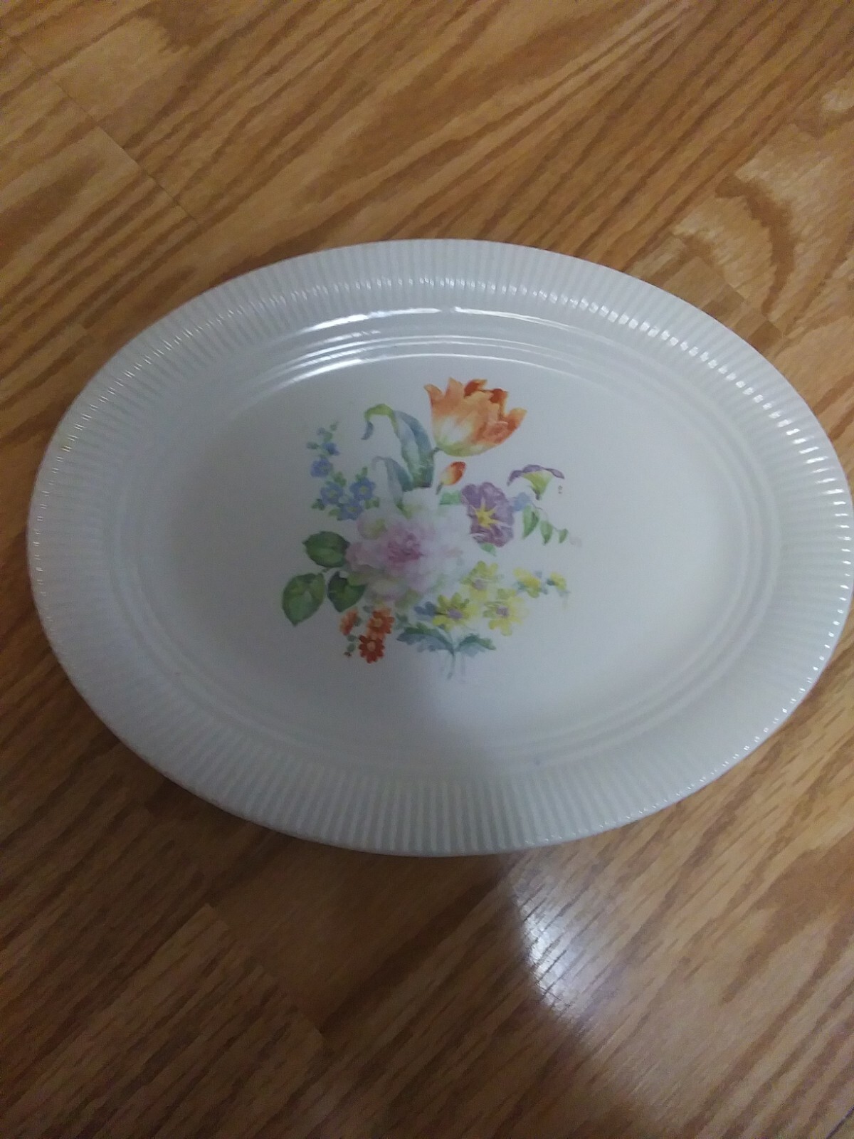 vintage victory 11.5 In. Serving Platter.