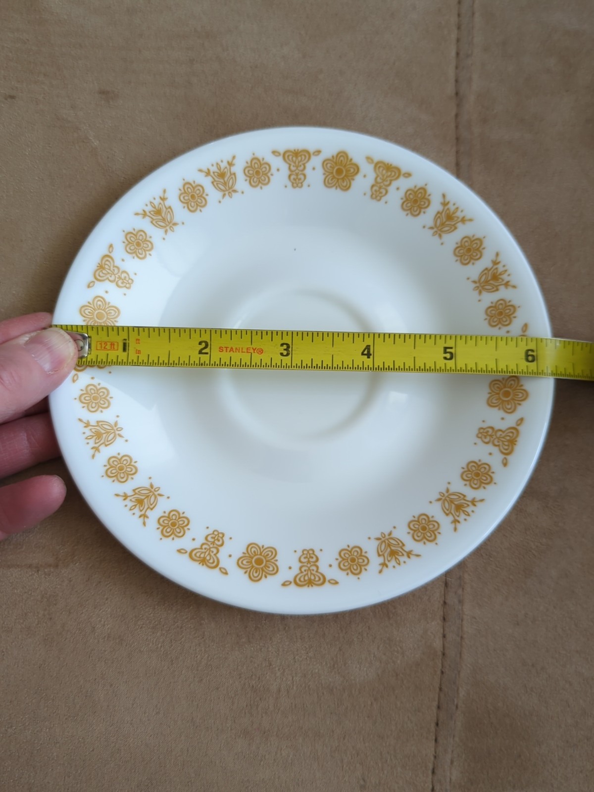 Vintage 8pc Set CORELLE BUTTERFLY GOLD Hook Handle Coffee Tea Cups with Saucers