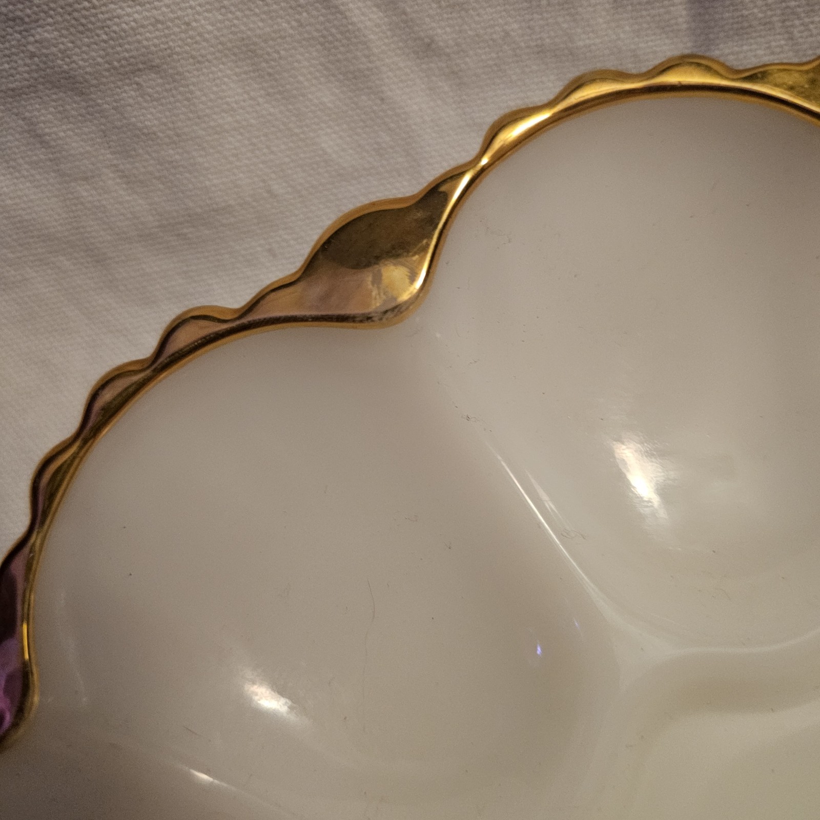 Vintage Anchor Hocking Milk Glass Deviled Egg Plate w/Gold Trim/Edging Flaw
