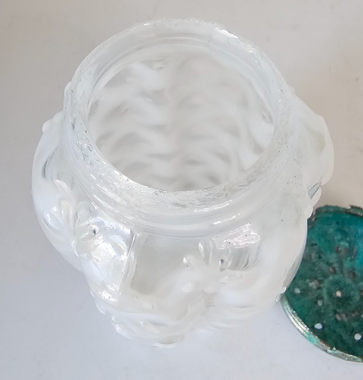 EAPG Victorian Glass Salt Pepper Shaker Opalescent White Ribbed Lattice