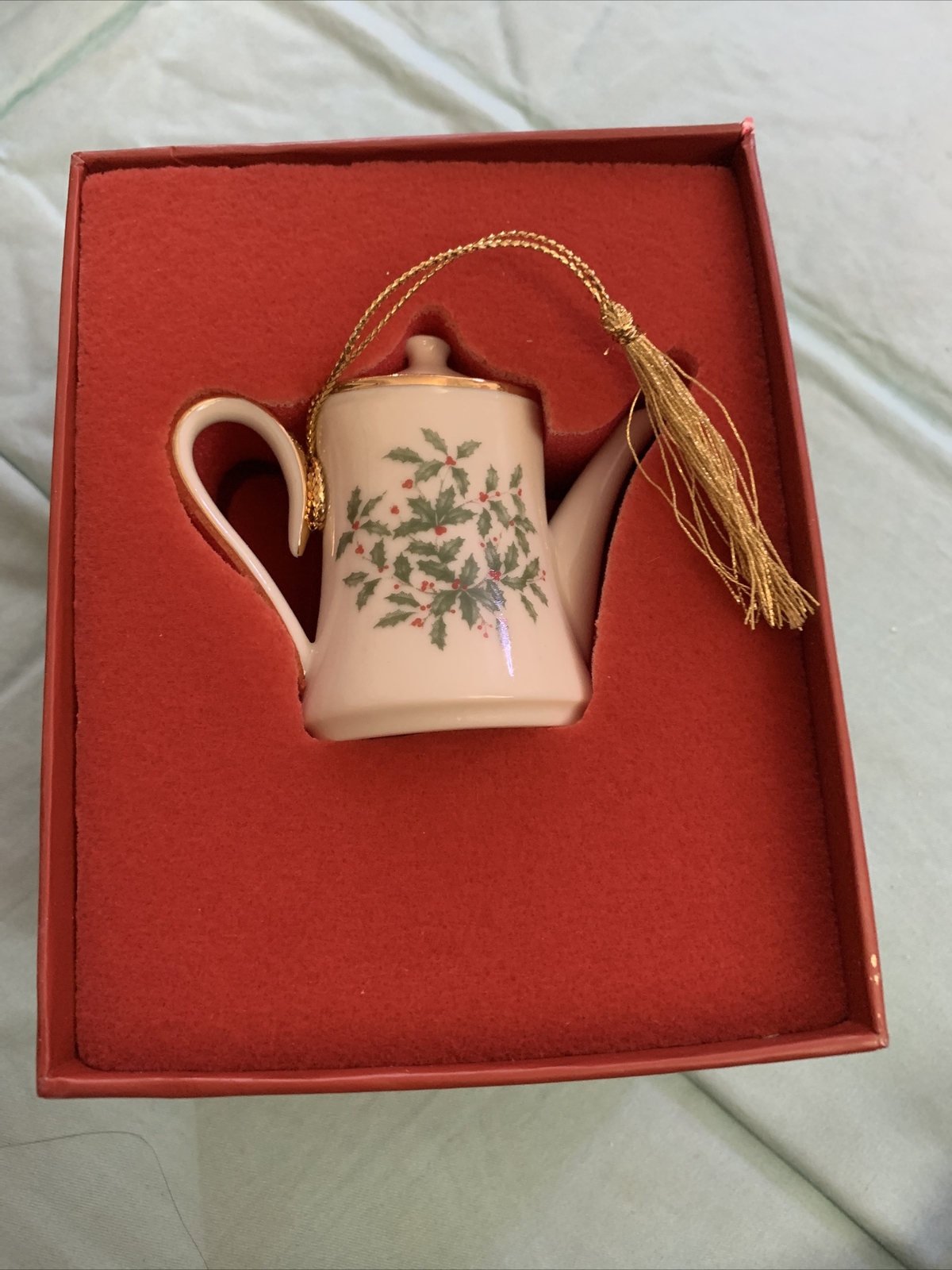 Lenox Holiday Teapot Tea Pot Ornament Holly Berry New box Damaged Read