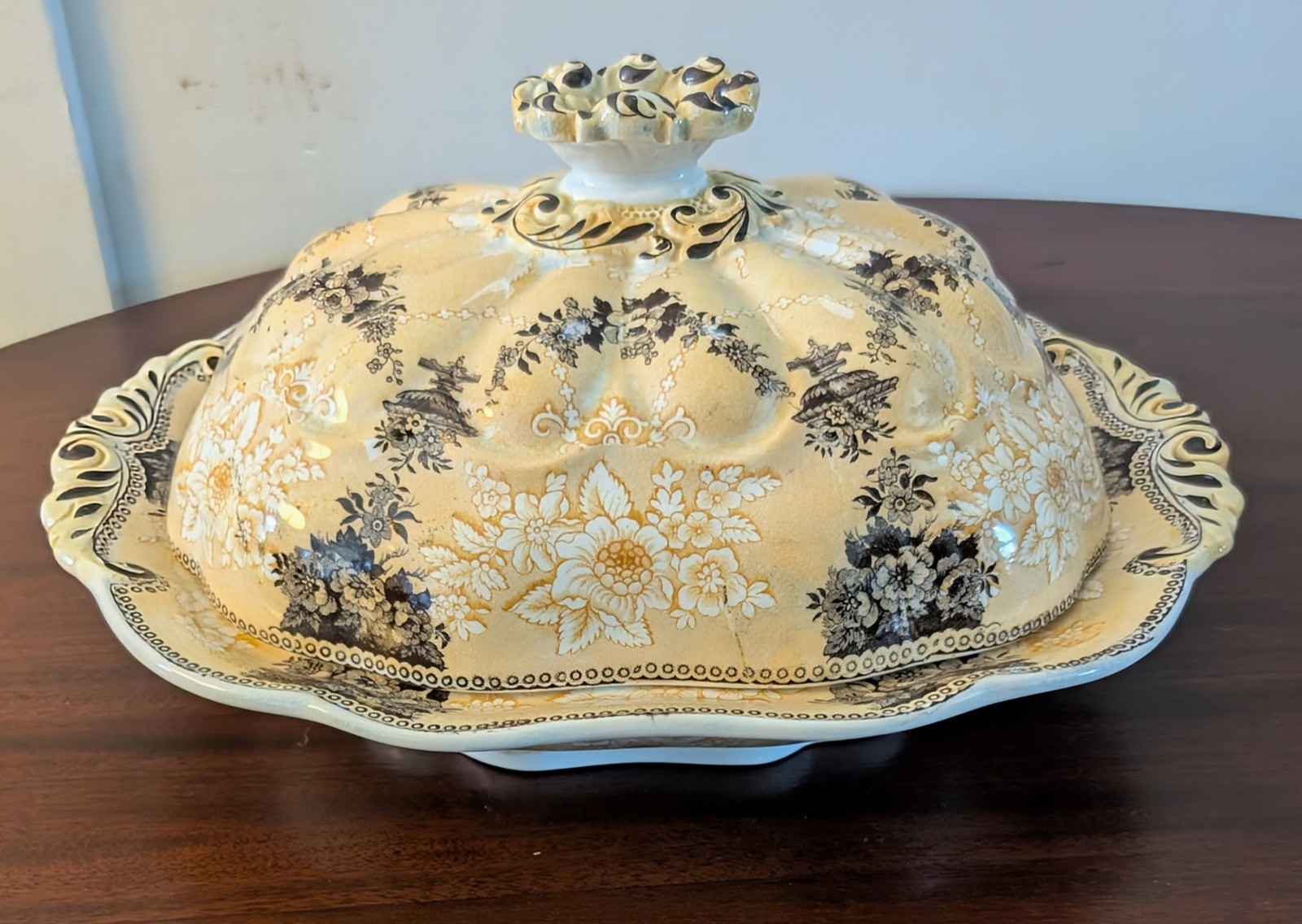 Rare 1830s Two Color Yellow and Brown Transferware Covered Bowl~Etruscan Festoon