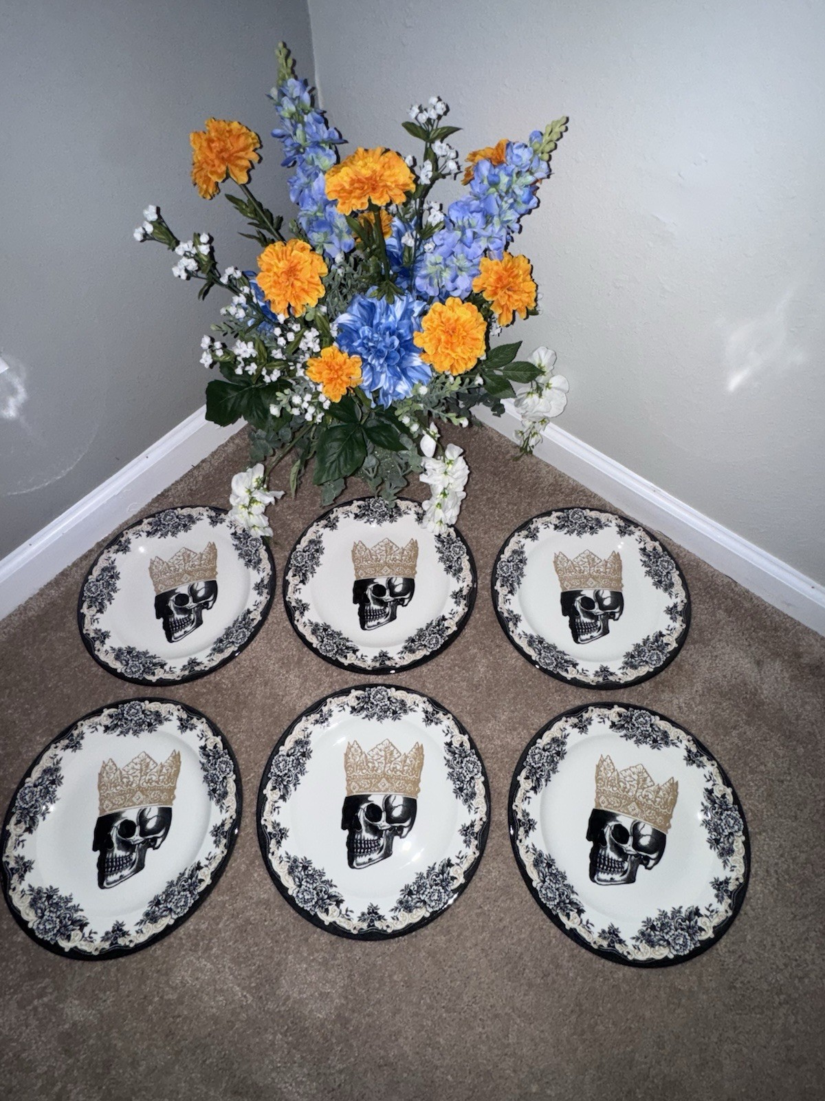 Set/6 Royal Stafford England Halloween Royal Skeleton W/ Crown 11″ Dinner Plates