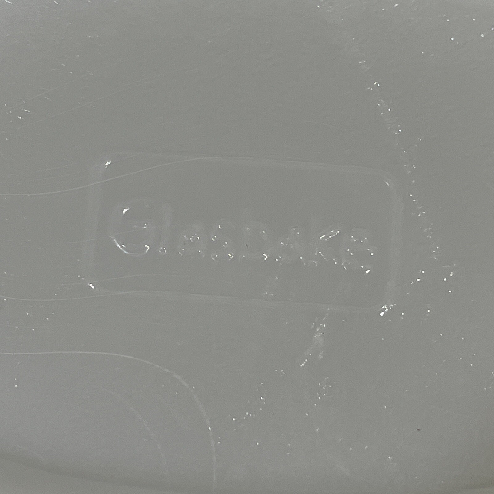 VINTAGE GLASBAKE Casserole Dish McKee 1 Qt Oval White W/Gold Pattern J2274 Chip