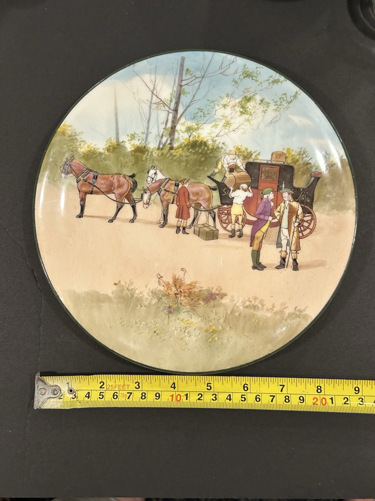 ROYAL DOULTON COACHING DAYS BLUE SKY 9″ CABINET PLATE (E2768)