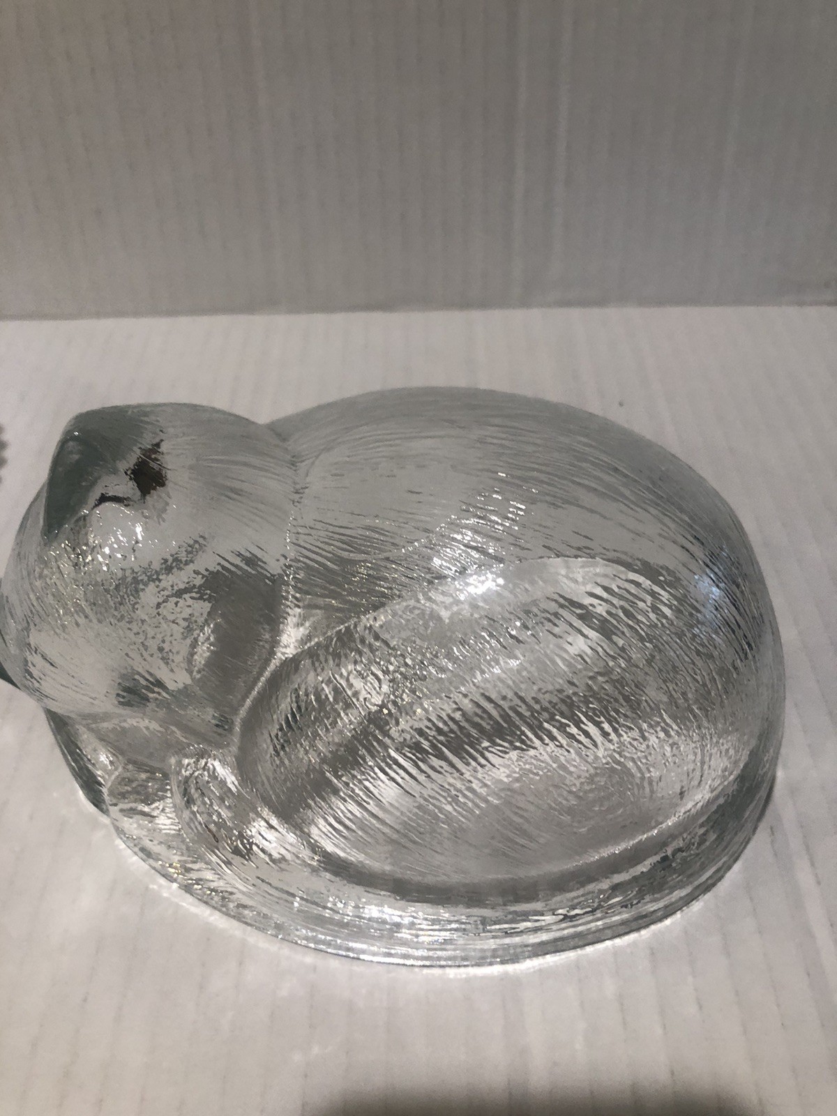 Vtg Indiana Glass “ Sleeping Cat On Nest” Covered Dish 7” Long