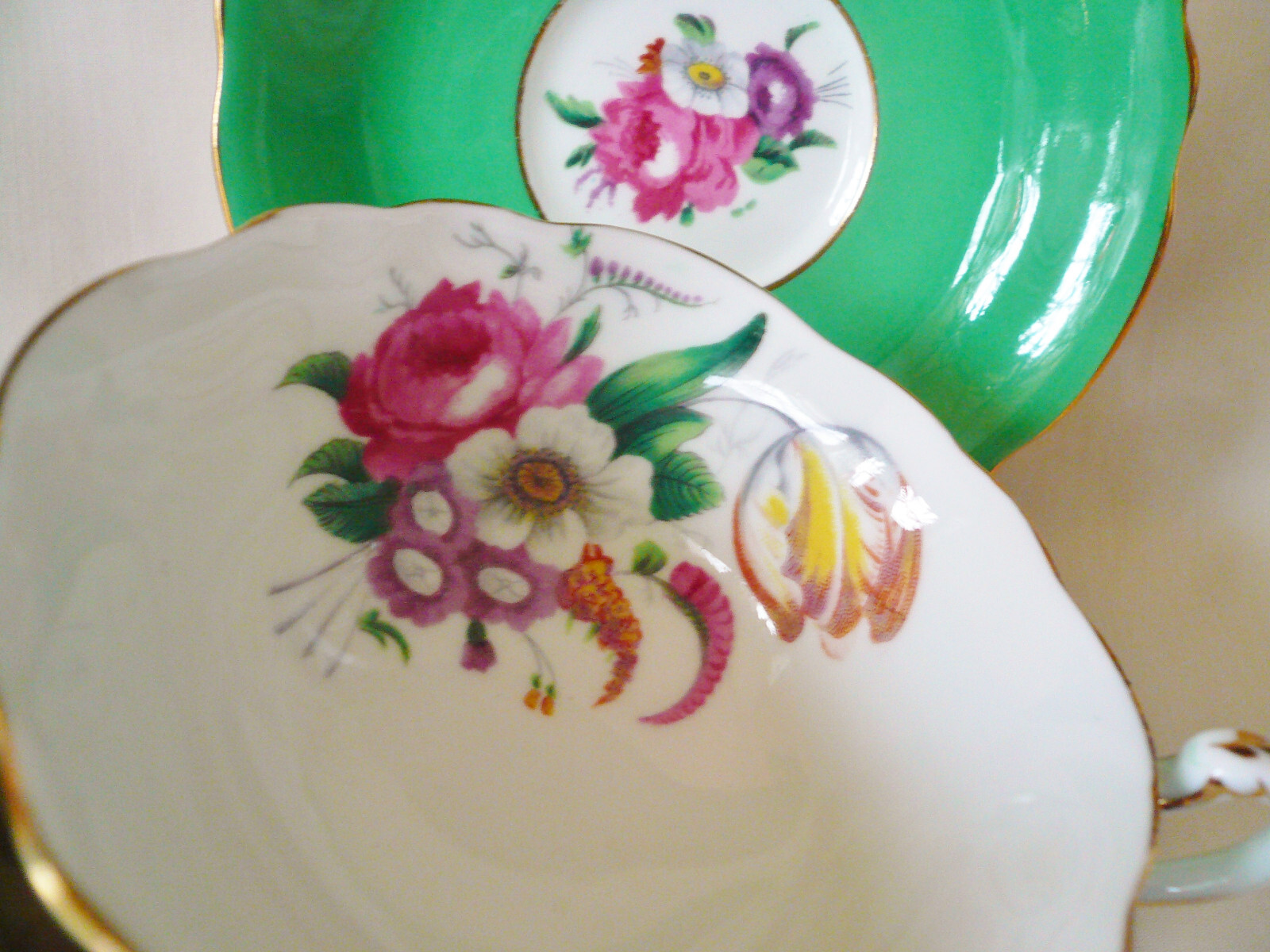 Paragon England Double Warrant Teacup MIXED FLORAL Green White Tea Cup Saucer