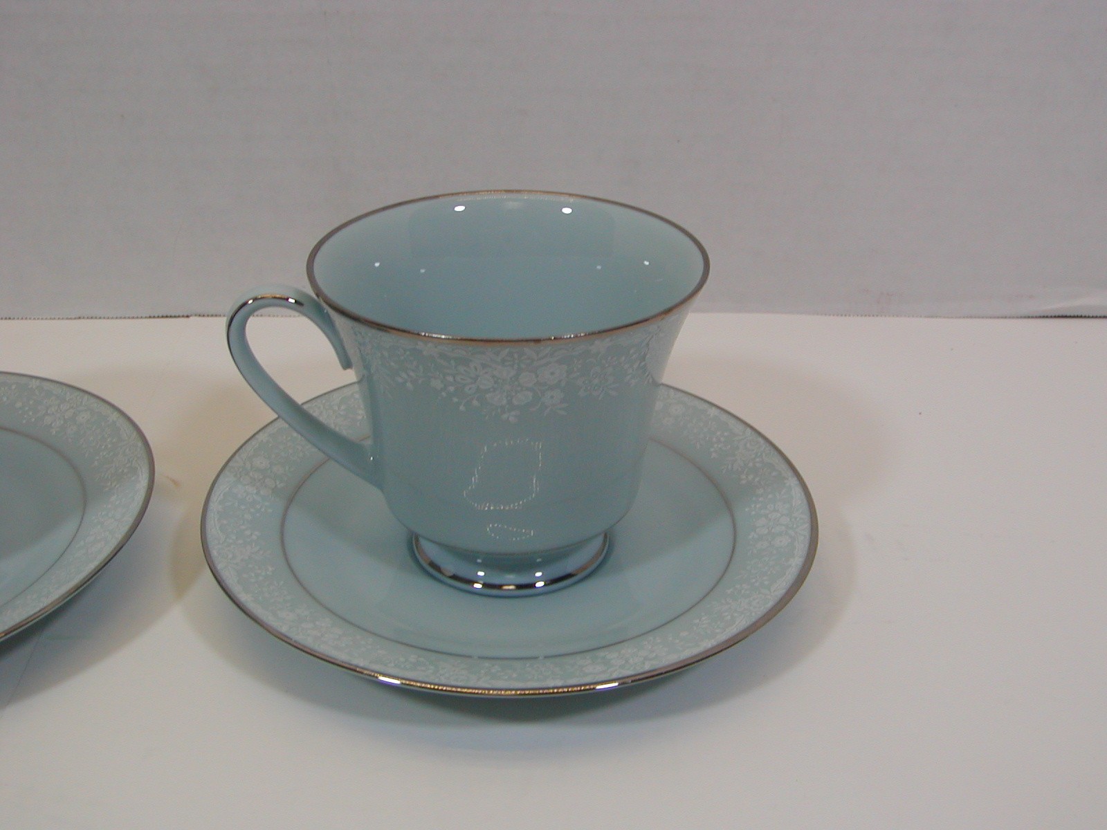 2 VINTAGE NORITAKE FIDELITY CUP & SAUCER SETS 8003 W81