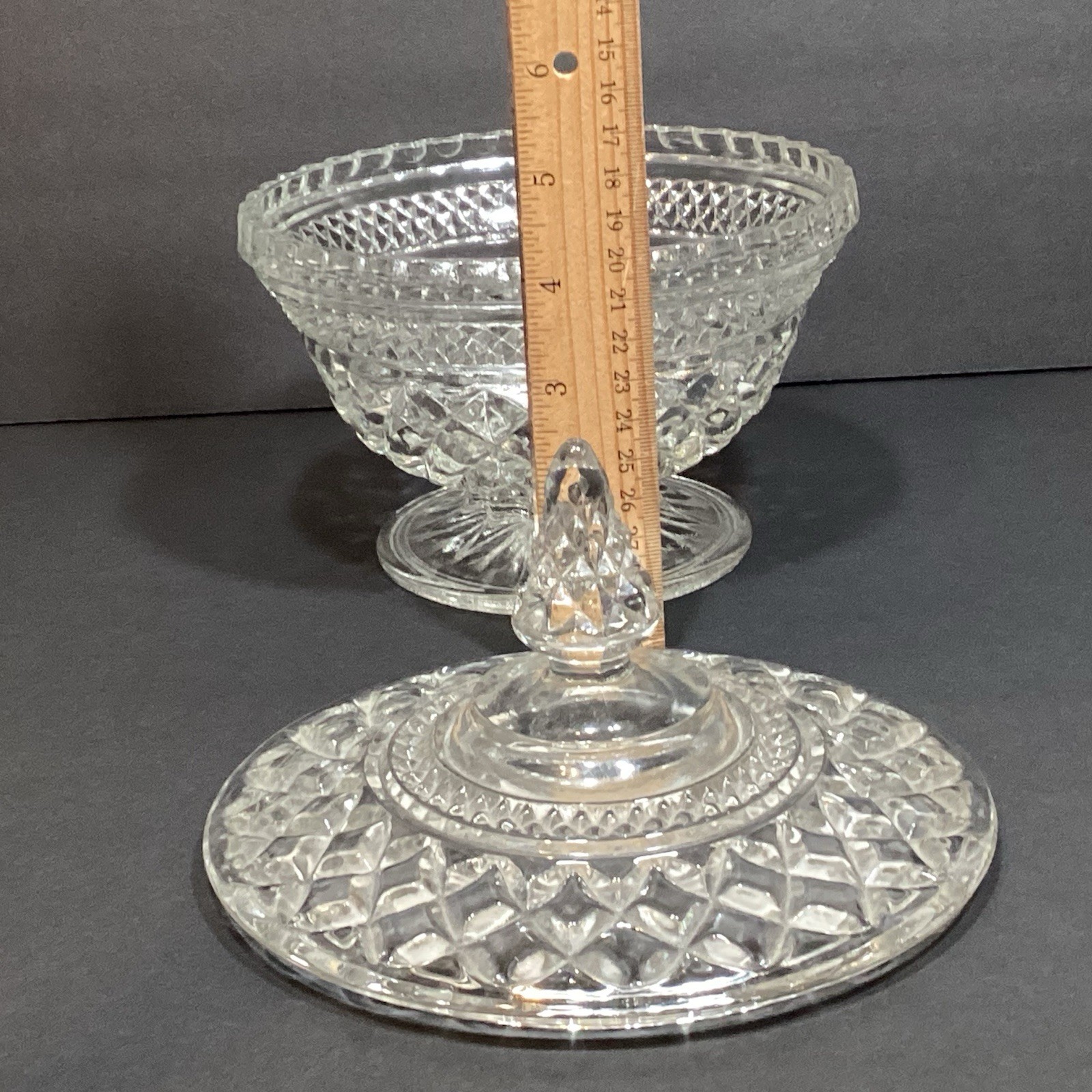 Anchor Hocking Wexford Diamond Point Clear Crystal Candy Dish Footed w/ Lid
