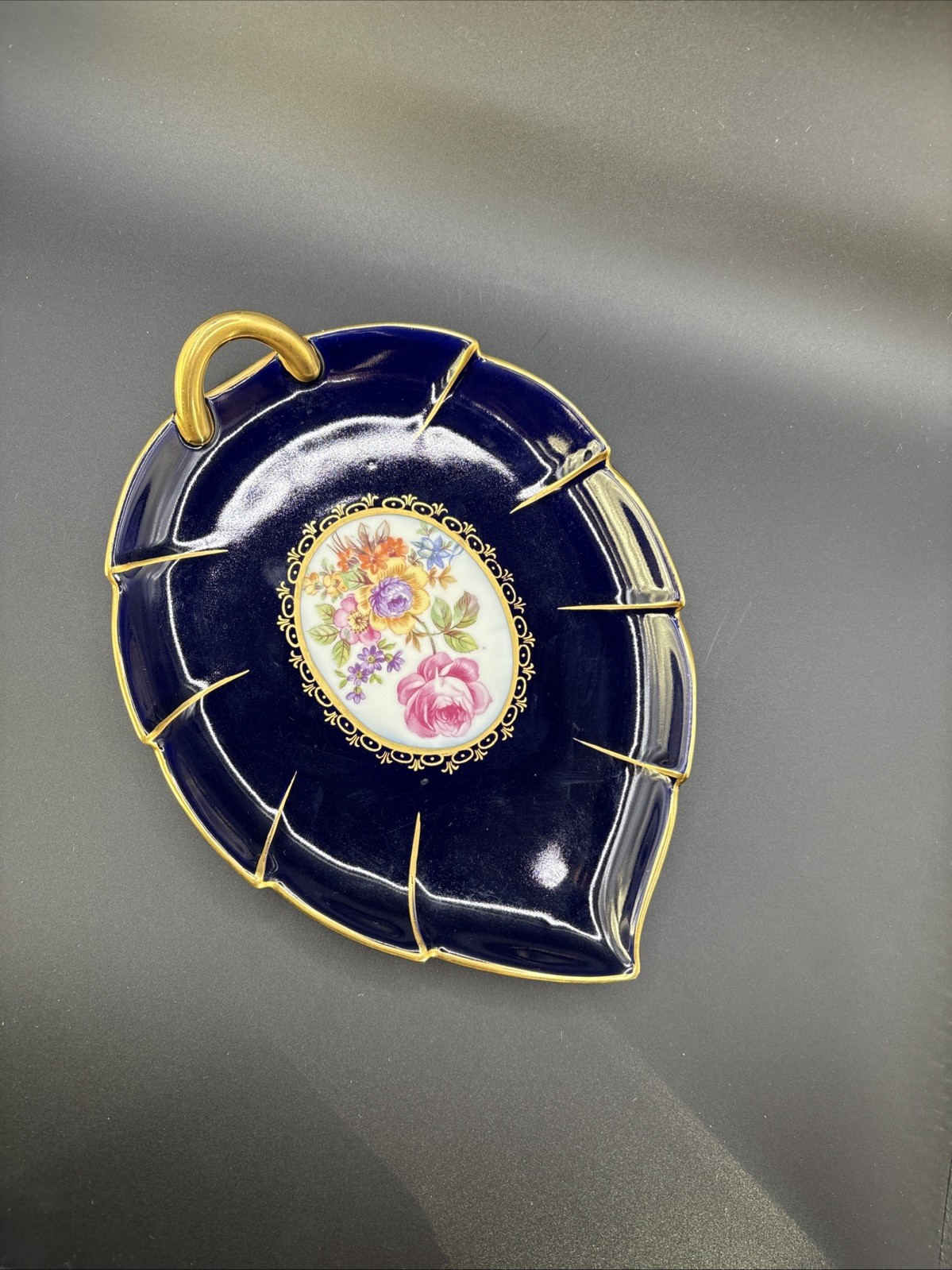 Vintage Graf von Henneberg Ilmenau Cobalt Blue Leaf Dish Echt Kobalt Germany