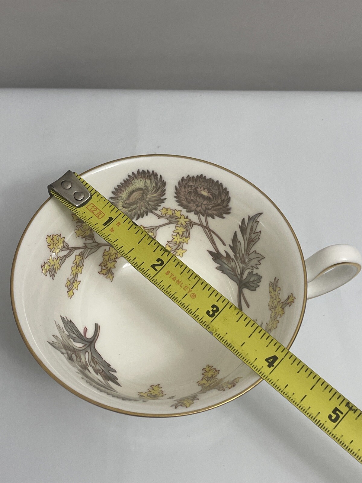 VINTAGE WEDGWOOD TEA CUP & SAUCER “LICHFIELD”- BONE CHINA – ENGLAND