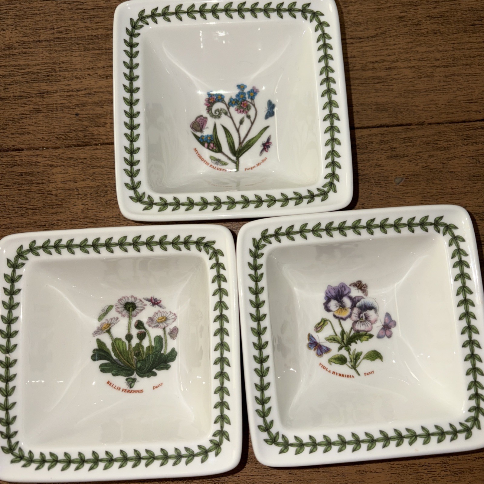 portmeirion botanic garden Small Square Bowls (3)