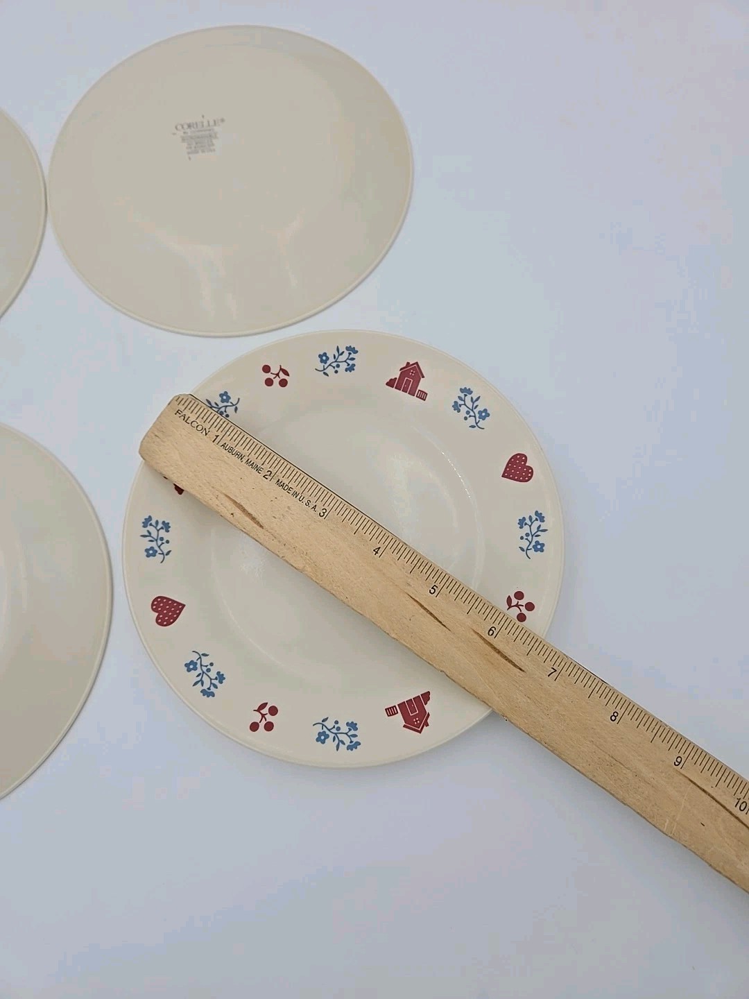 Corelle Hometown Red Hearts and House Blue Flowers Four Piece Bread Plates USED