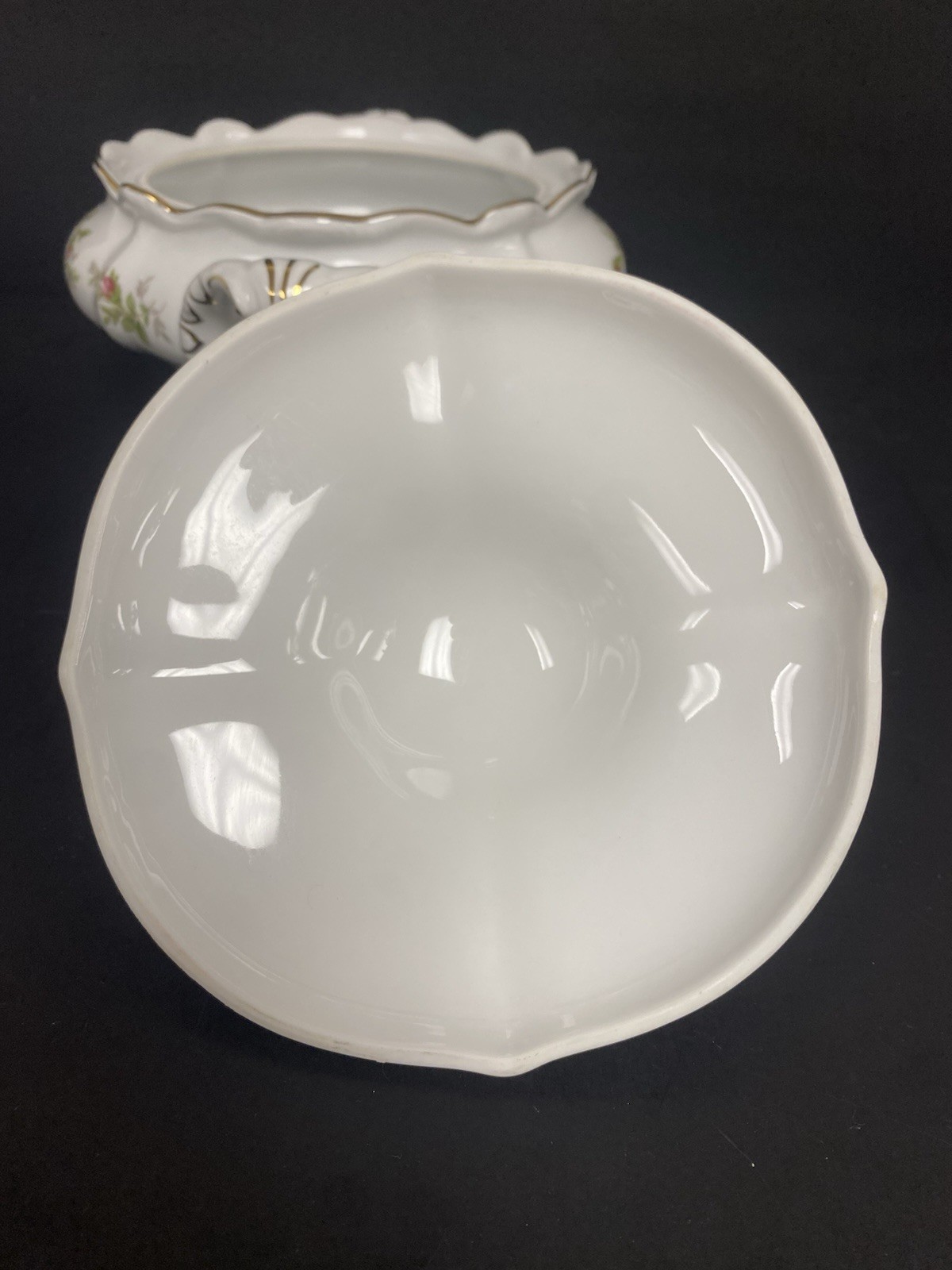 Johann Haviland Bavaria Germany MOSS ROSE 7.25” Round COVERED VEGETABLE BOWL
