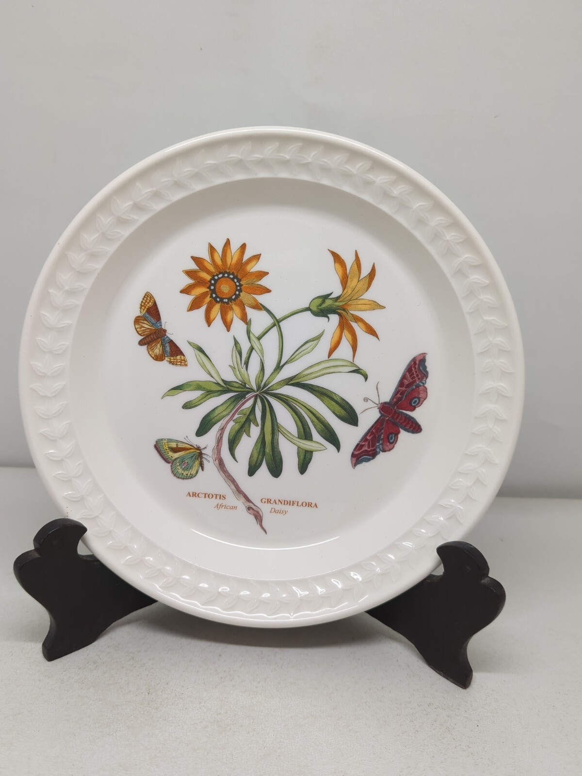 Portmeirion BOTANIC GARDEN HARMONY Papilio Opal 8 3/8″ Salad Plate African Daisy