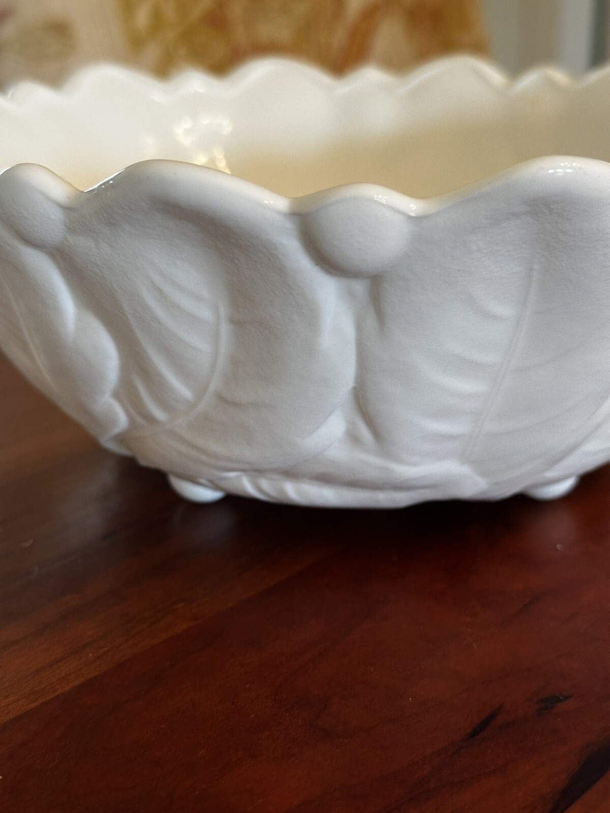 VTG Indiana Glass “Wild Rose” Milk Glass Serving/Fruit Bowl