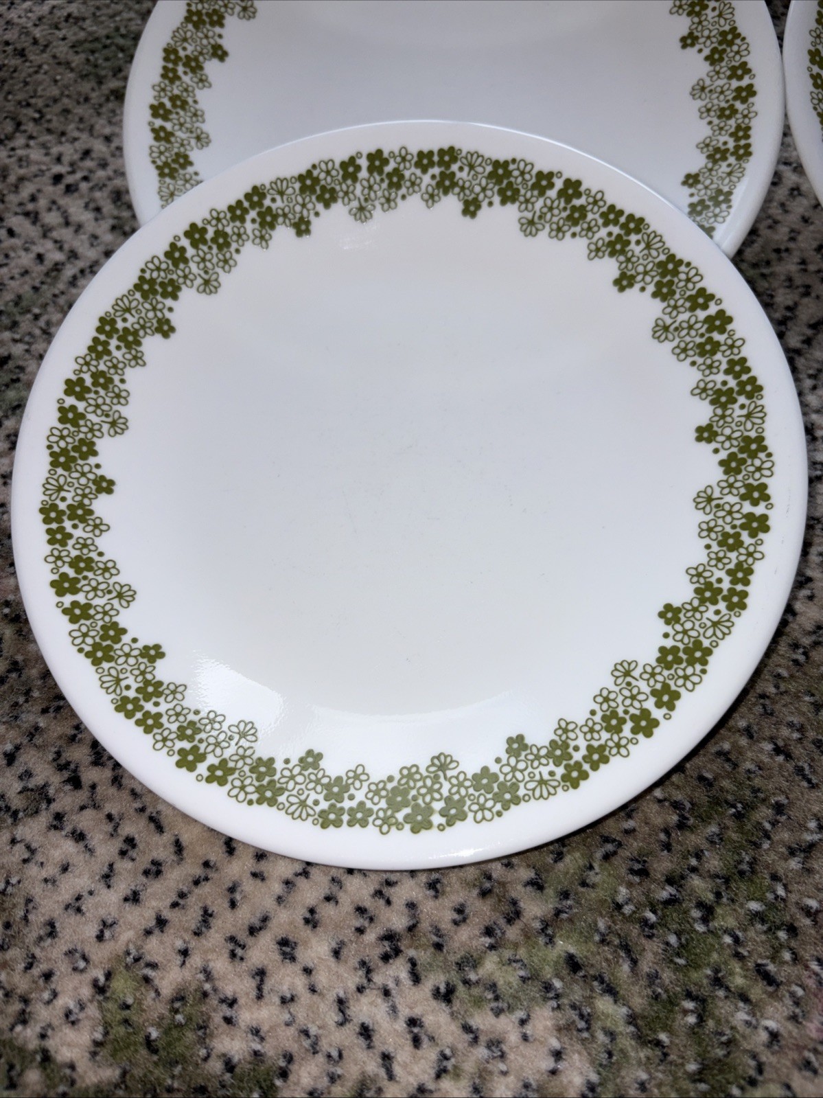 VTG Set of 6 Corelle by Corning Spring Blossom Crazy Daisy 6.75” Bread Plates