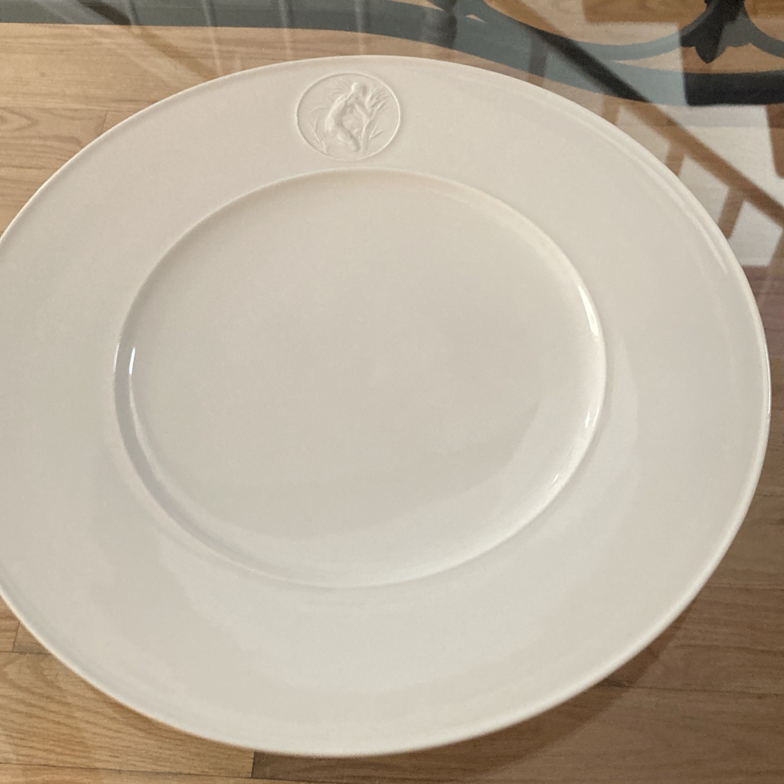 KPM “Arkadia” Dinner Plate Syrinx Medallion Porcelain 10.25″ Berlin Germany