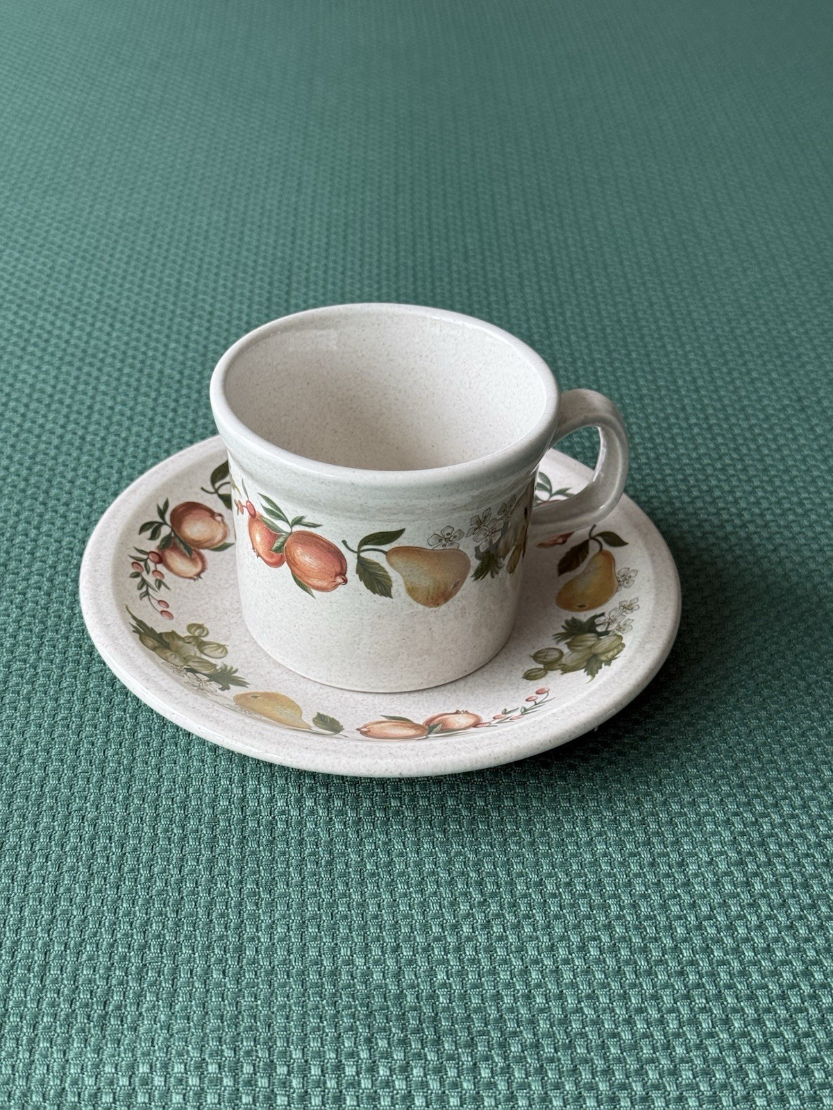 Wedgwood Quince 18Pc Place Setting Vintage Fruit Table Dish England Set