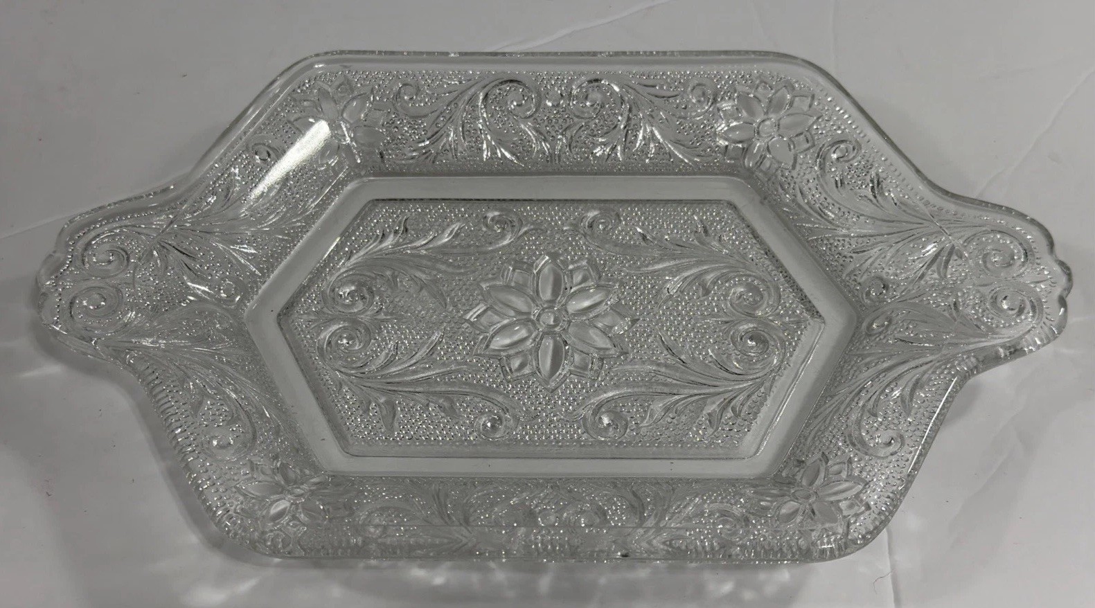 Vintage Indiana Glass Sandwich Pattern Clear Glass Tray 9 ¼” In Length