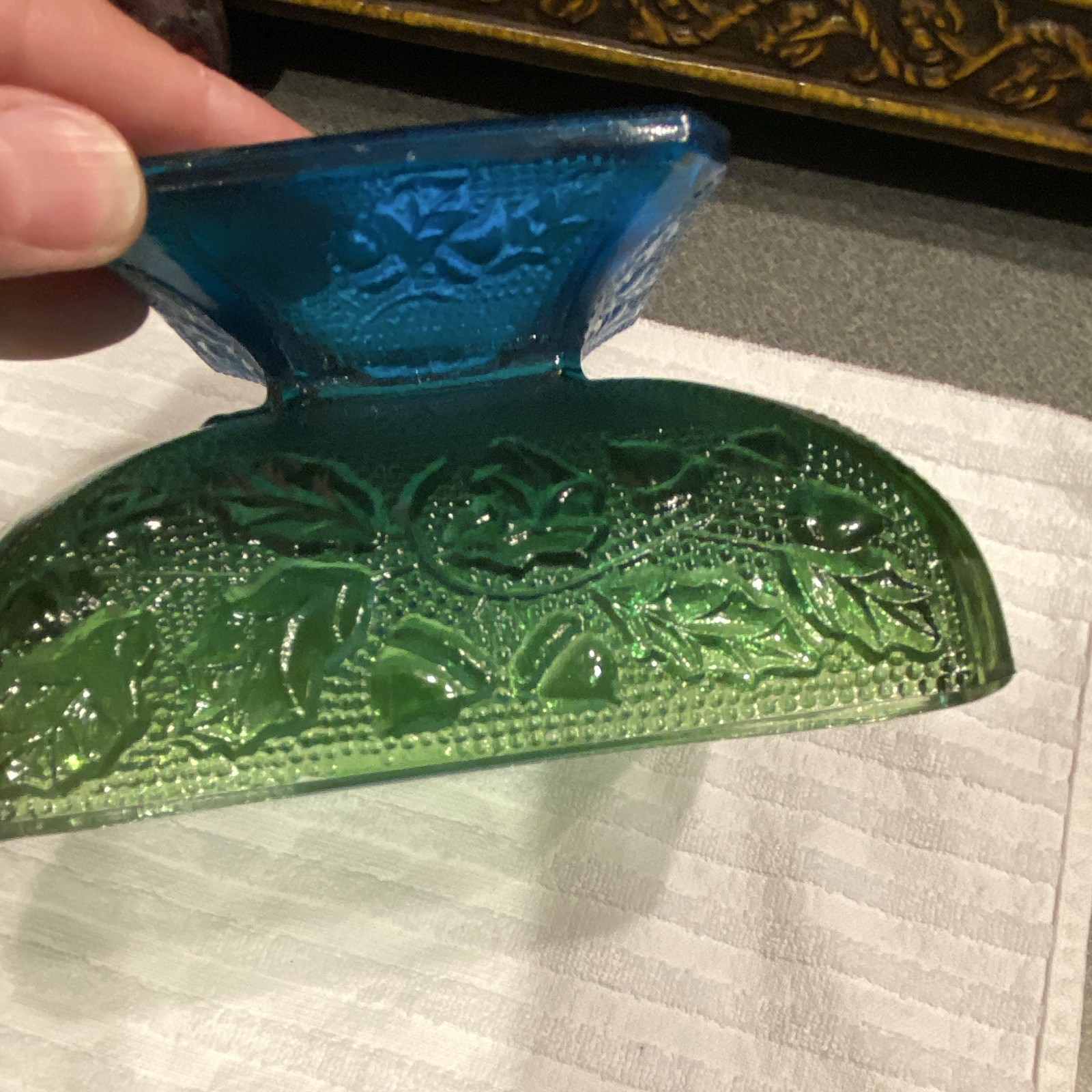 Vintage Jeannette Green Blue Ombré Acorn & Leaf Glass Lidded Candy Dish